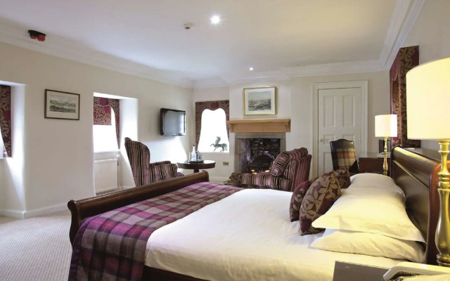 Macdonald Houstoun House