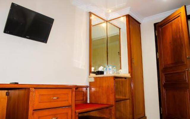 Hotel Emerald Manado