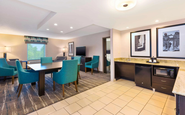 Hampton Inn & Suites Flint/Grand Blanc