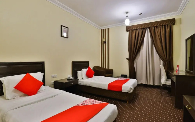 OYO 446 Mas Hotel