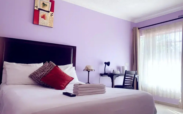 Riverstone Guest Lodge