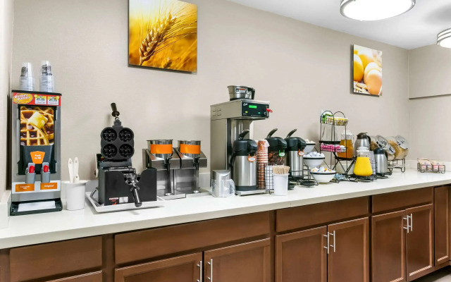 Comfort Inn Red Horse Frederick