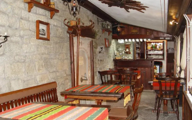 Dona Guest House