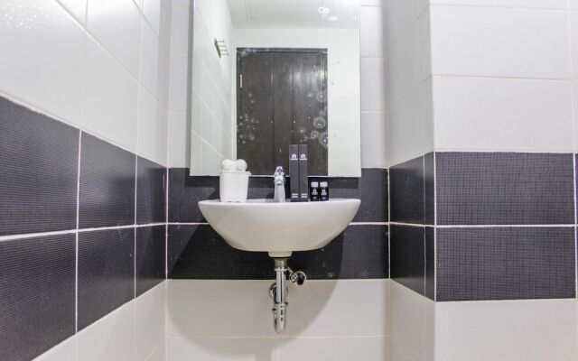 Minimalist and Comfy 1BR Apartment Scientia Residence