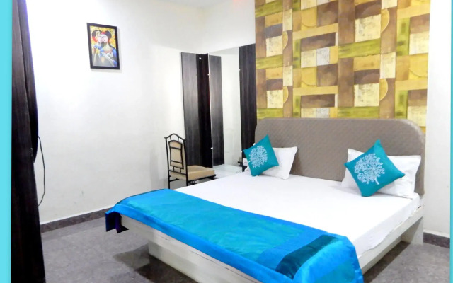 OYO 13191 Hotel Atlas Palace