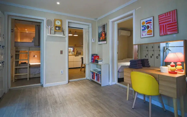 Helloworld guesthouse