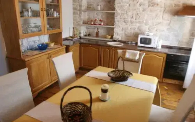 Villa Škrip