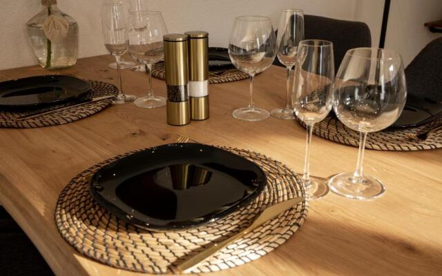 St. Georgen-Strasse Studios by VISIMO - Design. City. Nature