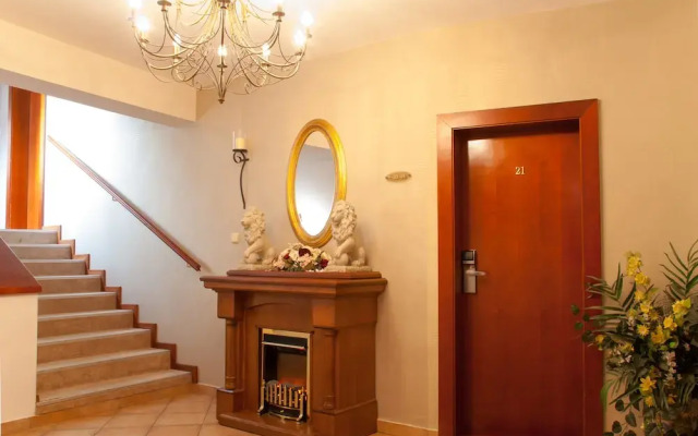 Hotel pod hradom