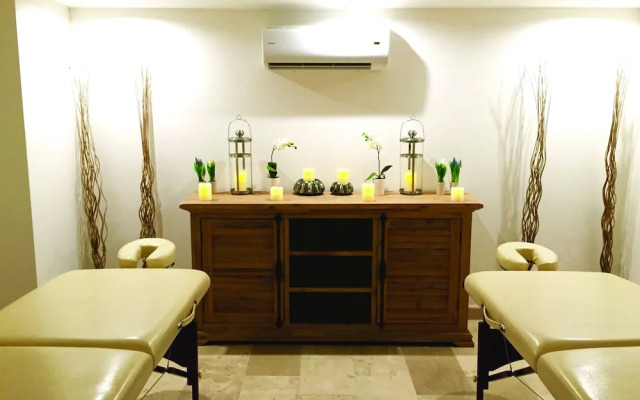 Luxury Sky Penthouses 3-6BR Condo-Hotel at Oceano Jaco