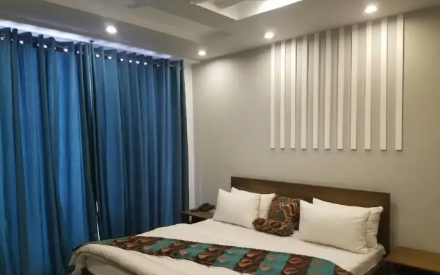 Hotel Holiday Lahore