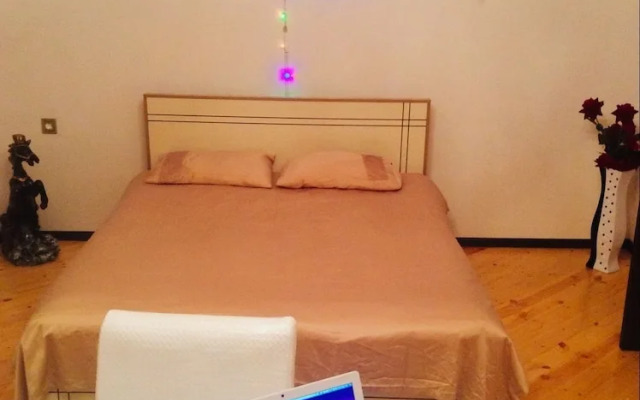 Hause on Ashiq Cuma steet 8