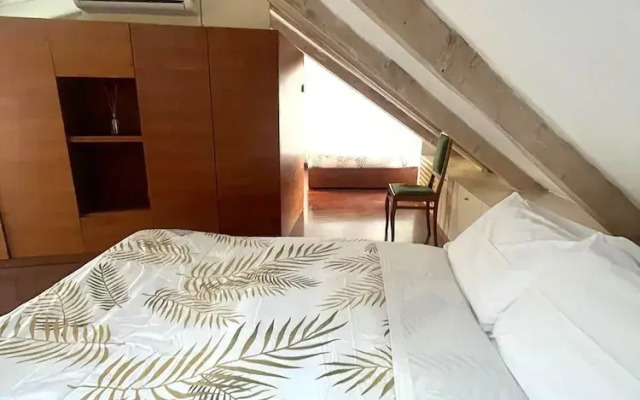 Accomodo MIL68 Loft Centro Storico