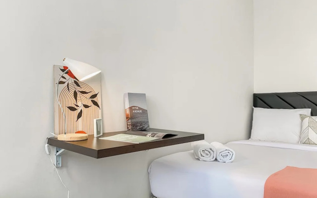 Enjoy and Cozy Living Studio Transpark Juanda Bekasi Timur Apartment