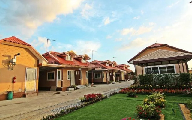 Rojanavee Resort