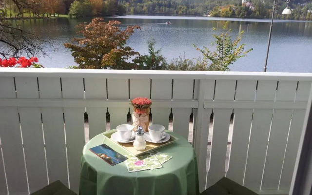 B&B Pletna a Double Lake-View Room