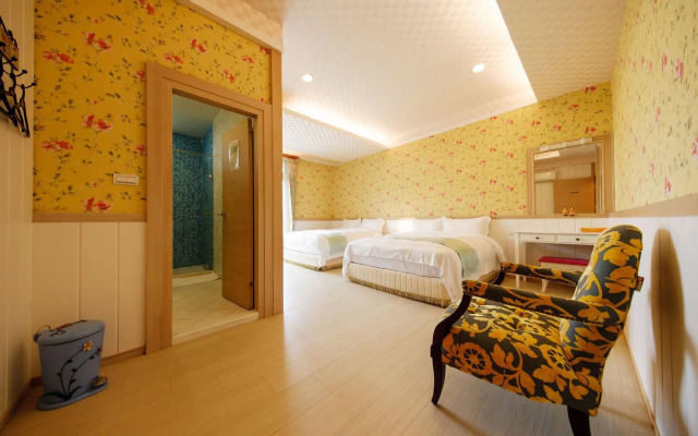 Zhuyuan Ju B&B