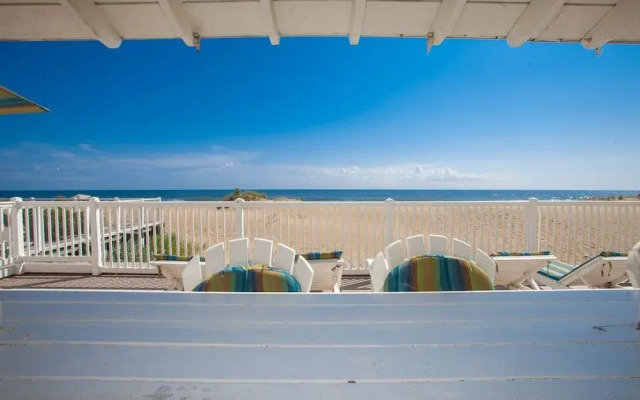 Seaside Serenade by RedAwning