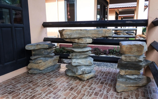 Needa Rock Resort