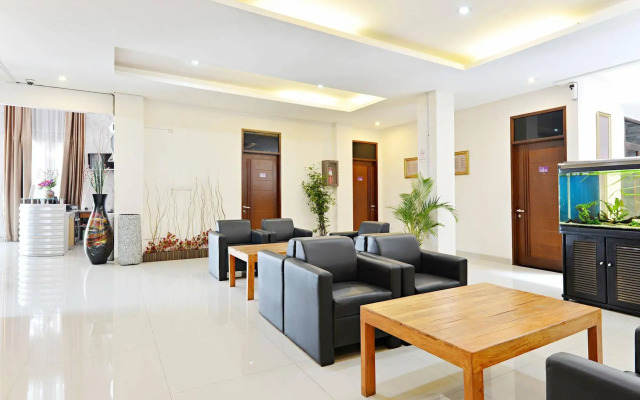 ZEN Rooms Riau Natuna