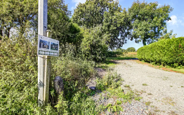 Welcoming Holiday Home in Brainville With Fenced Garden