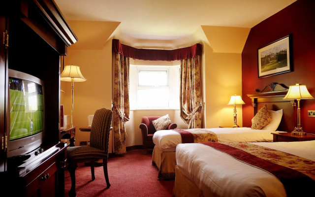 Racket Hall Country House
