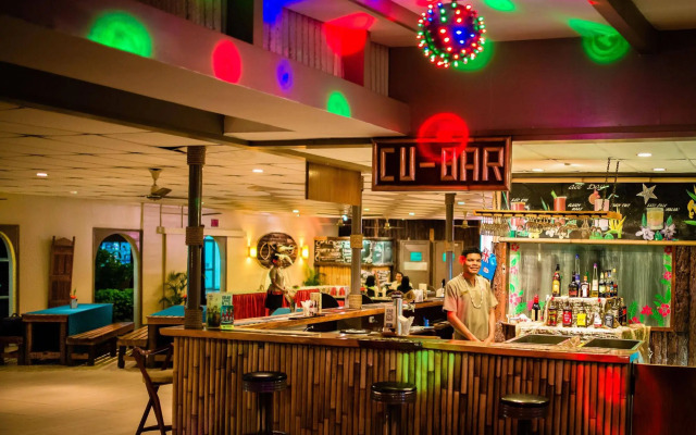 Tanoa Skylodge Hotel