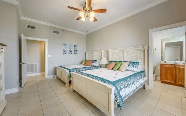 Penthouse Luxury - Exquisite Oceanside Condo