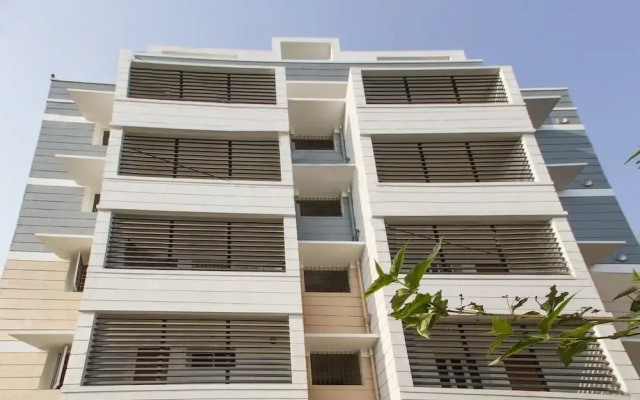 OYO 13036 Home Spacious 2BHK ECR