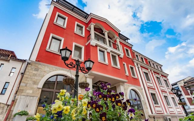 Real Hotel