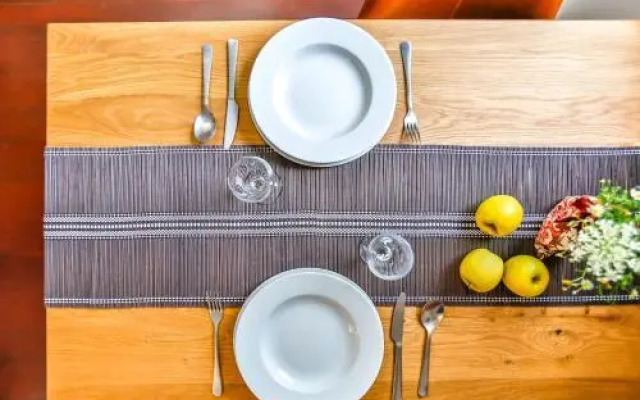 Ghat Apartments Montroig