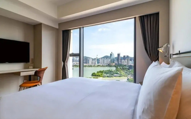 Hilton Garden Inn Xiamen Bailuzhou Park
