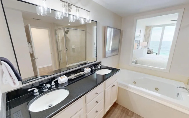 Silver Beach 1104w 3 Bedroom Condo