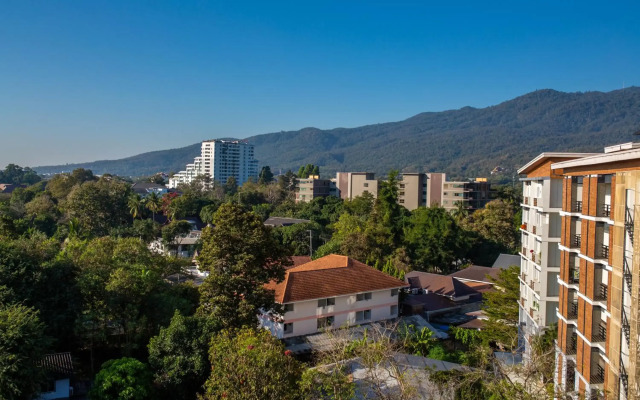 WE Valley Hotel