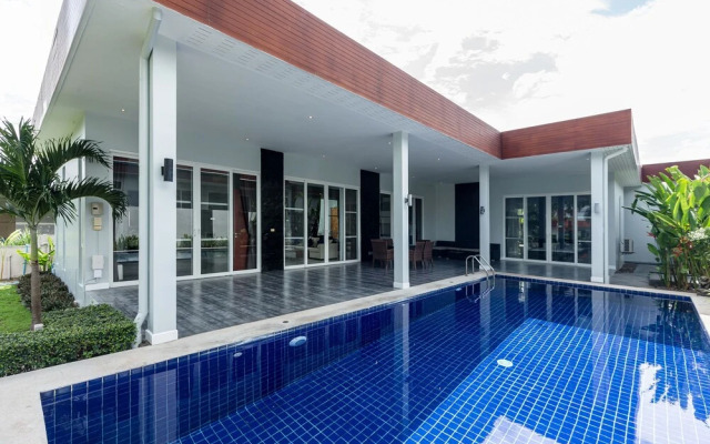 4 Bedroom Resort Pool Villa - G208