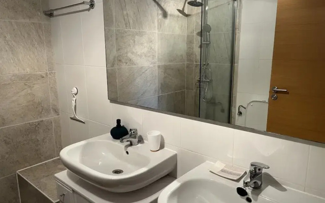 Extended Frontline Ground Floor Apartment