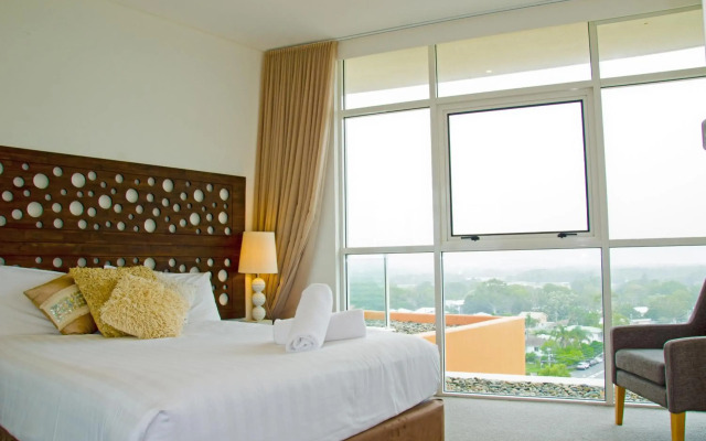 Kirra Surf Apartments