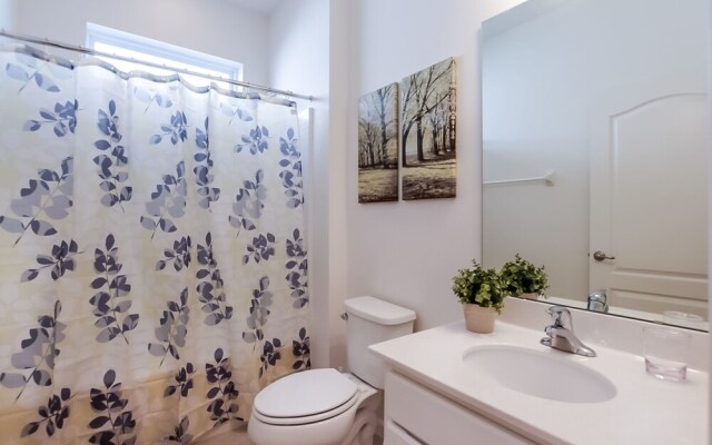 Solterra - 5204 Oakbourne Avenue