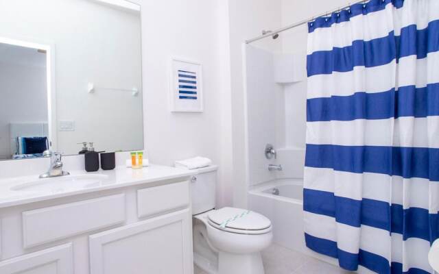 Gorgeous Family Home Sleeps 28 Blv103