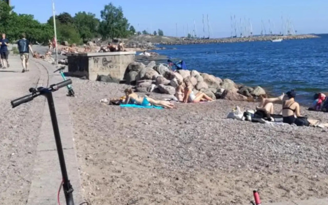 A luxurious aprtm with a sauna and terrace Netflix