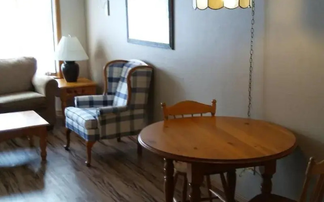 Lodge at Leathem Smith
