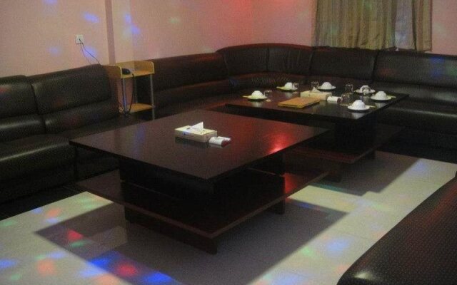 Hotel Shwe Gone Daing