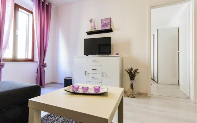 Center Apartment Lori