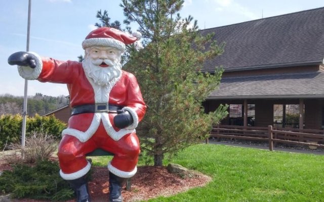 Santas Lodge and Resort