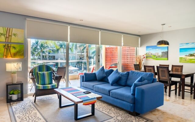 Elements 112 2 Bedroom Condo by RedAwning