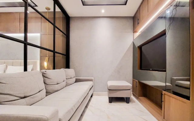 Modern Sophisticated 1Br At The Smith Alam Sutera Apartment