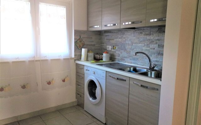 Tranquil Holiday Home in Roma with Garden near Ostia Antica