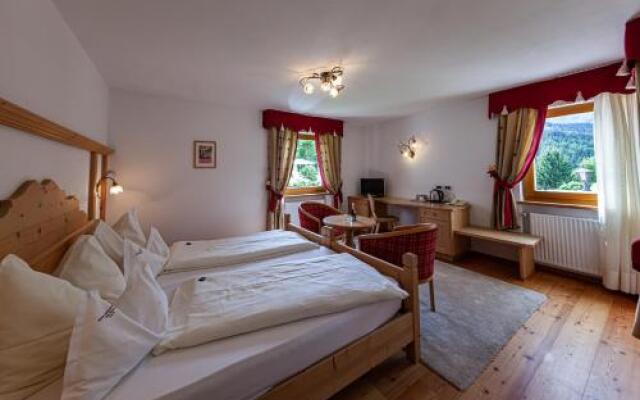 Villa Flora Mountain Lodges