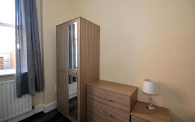 Hyde Park Apartment