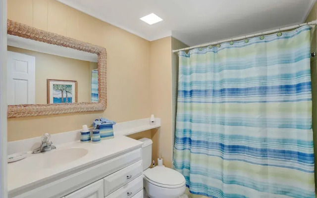 Bungalow-style Beachfront Condo With Pool